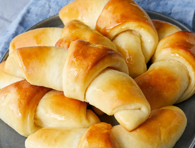 Sweet Dinner Rolls